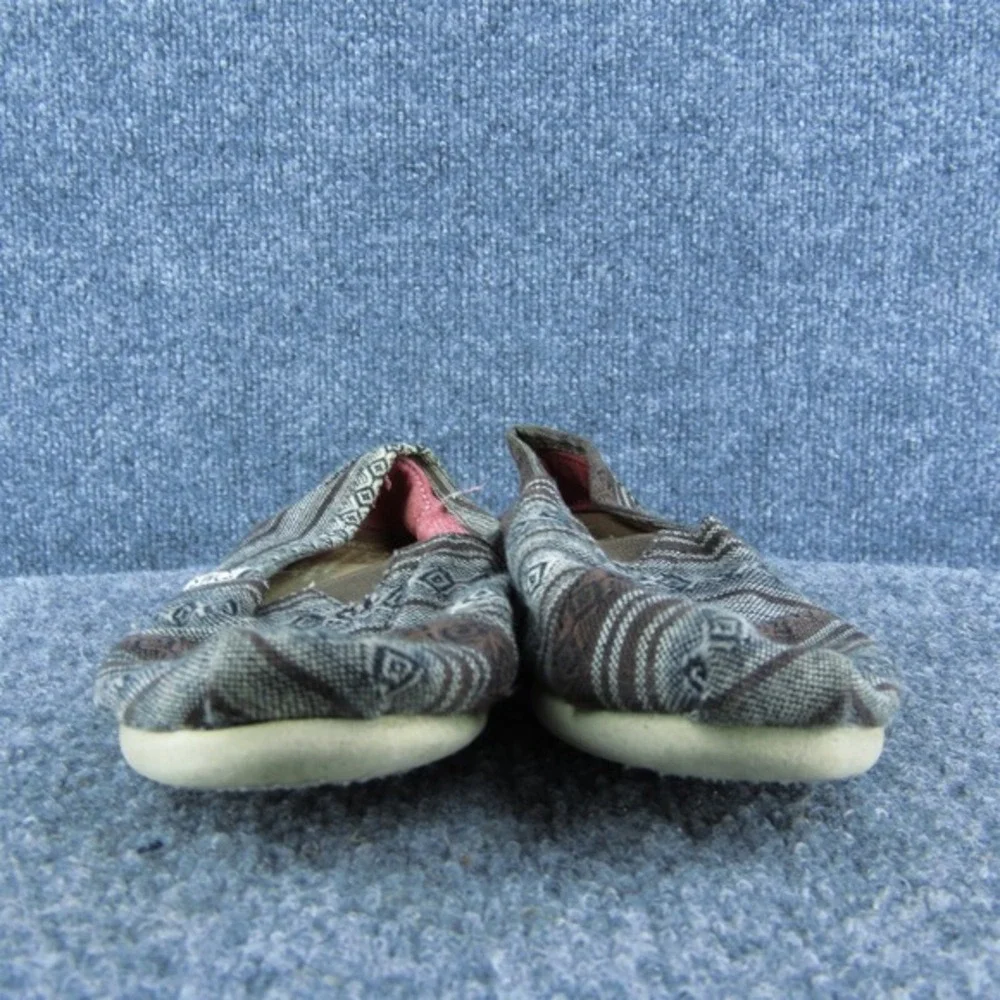 TOMS Alpargata‎ Women Gender Flat Shoes Size 6 Casual Brown Fabric Geometric